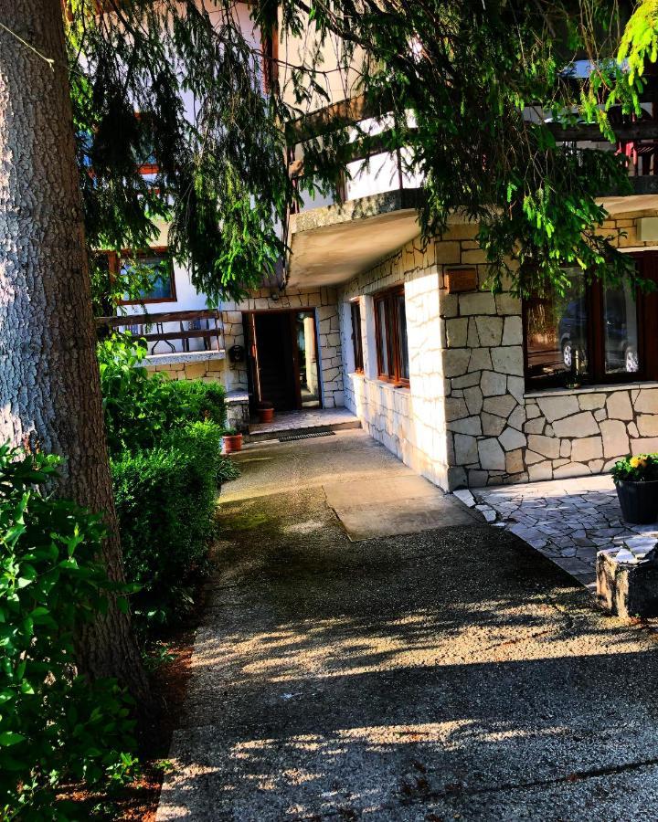 Hotel Dalia Iwonicz-Zdrój Exterior foto